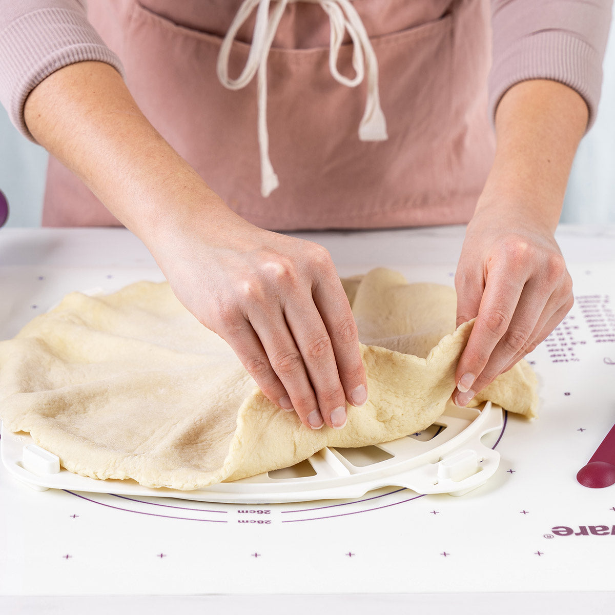 Tupperware? Pastry Sheet | Non-Slip Mat With Measuring Guides - Image 3