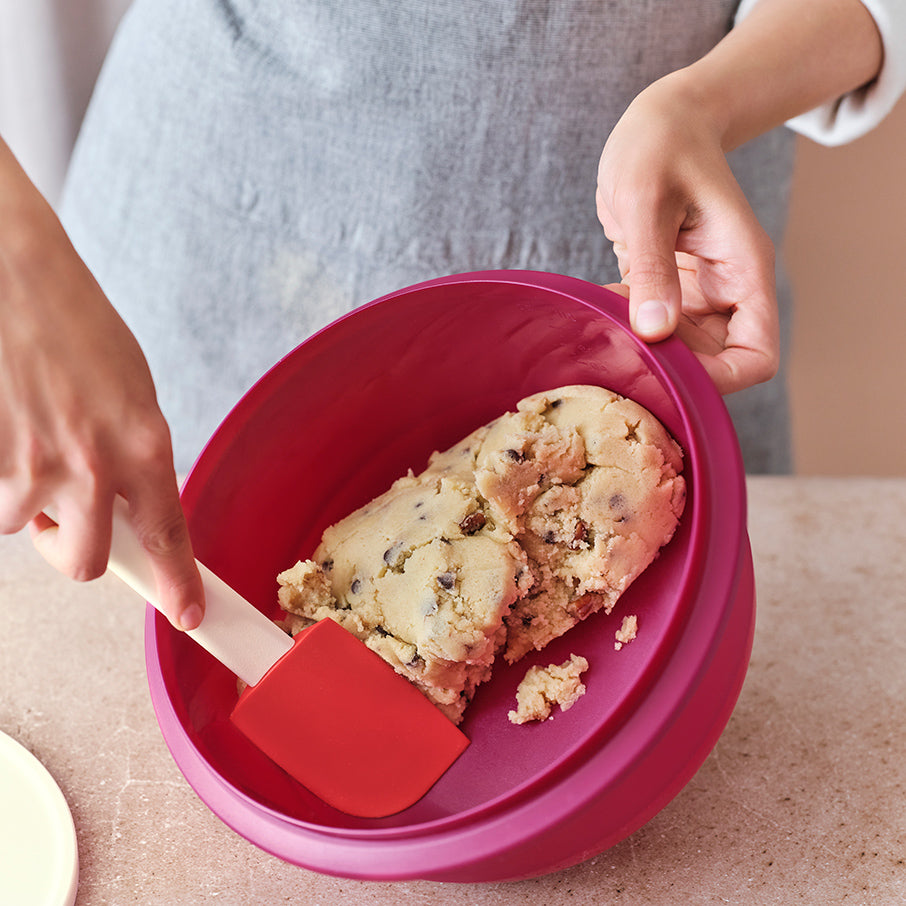 Tupperware? Classic Silicone Spatula | Heat and Stain Resistant - Image 4